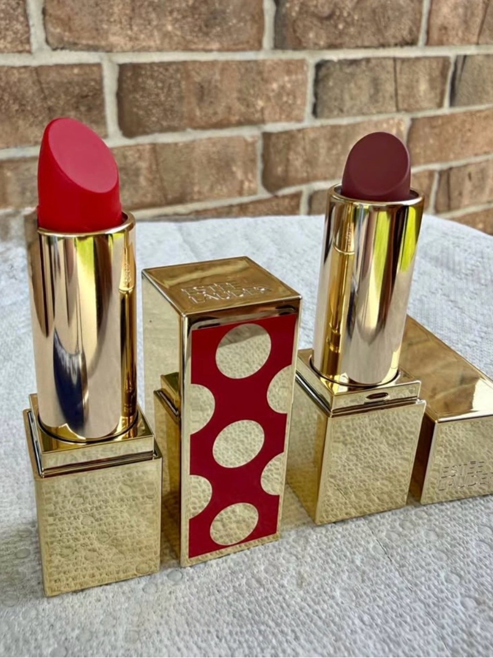 New Estée Lauder Pure Color Envy Sculpting Lipstick - Color 539 Excite & Color 1
